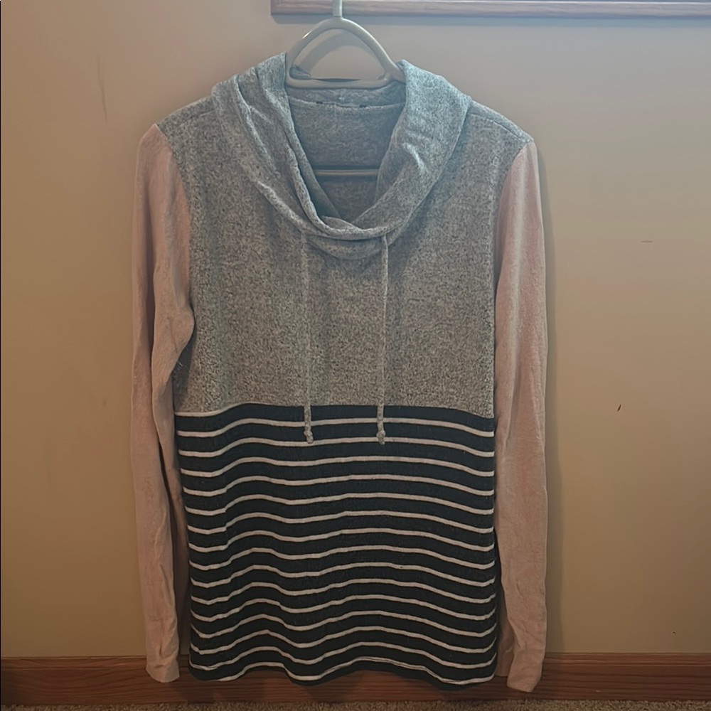 Staccato Gray and Black Turtleneck Sweater with Color-Block Design